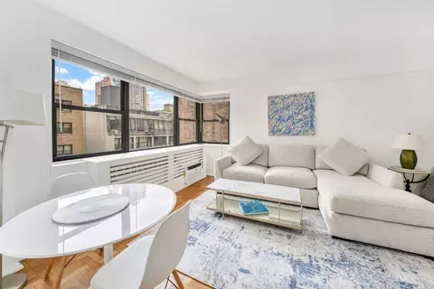 305 E 72nd St #5AS, New York, NY 10021