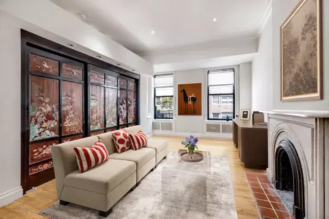 48 Gramercy Park N #4B, New York, NY 10010