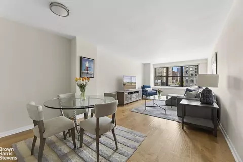 245 E 25th St #10K, New York, NY 10010