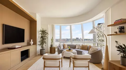 515 W 18th St #1701, New York, NY 10011