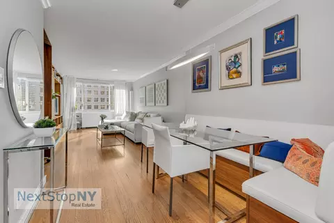 245 E 54th St #17A, New York, NY 10022