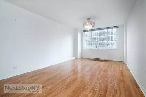 245 E 54th St #3H, New York, NY 10022