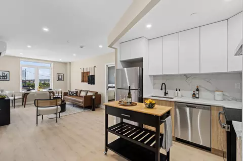 26-15 4th St #5-L, Astoria, NY 11102
