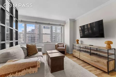 363 E 76th St #14K, New York, NY 10021