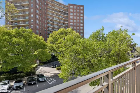 3720 Independence Ave #3D, New York City, NY 10463