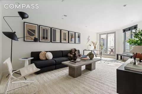 395 S 2nd St #1, Brooklyn, NY 11211