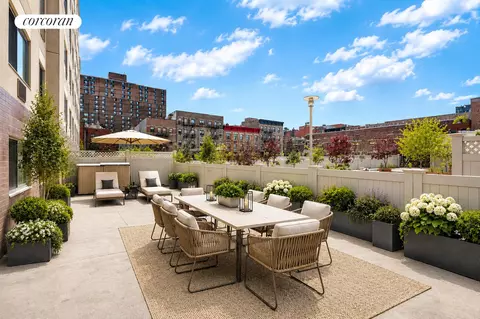 300 W 145th St #1N, New York City, NY 10030