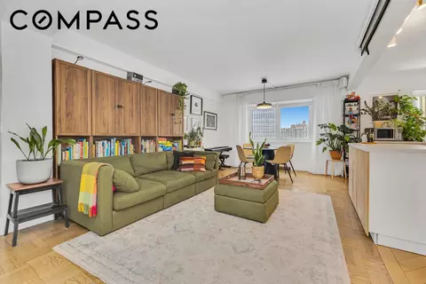 235 Adams St #11DE, Brooklyn, NY 11201