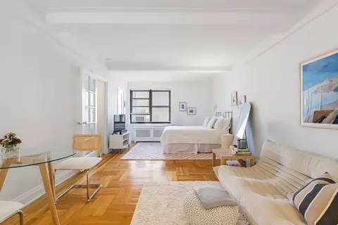 245 E 72nd St #8-H, New York, NY 10021