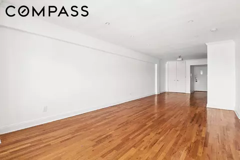Living - 495 E 7th St #4A, Brooklyn, NY 11218 photo 2 of 3