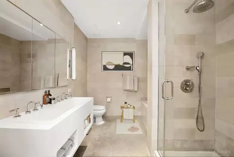 Bath - 87 Smith St #8E, Brooklyn, NY 11201 photo 1 of 2