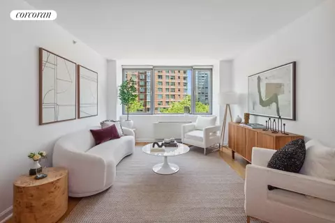 425 Main St #9T, New York, NY 10044