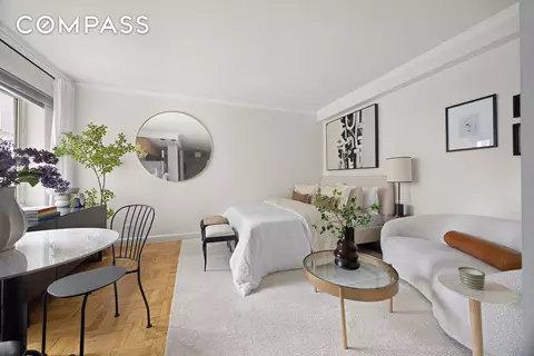 166 E 63rd St #8L, New York, NY 10065
