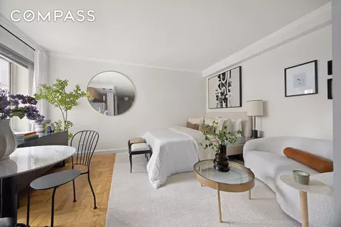 166 E 63rd St #8L, New York, NY 10065