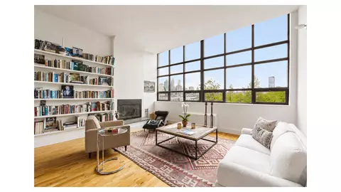 360 Furman St #220, Brooklyn, NY 11201