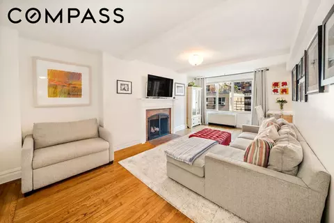 424 E 52nd St #9B, New York, NY 10022