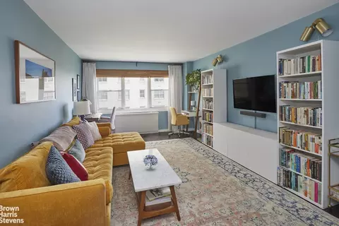 520 E 76th St #10G, New York, NY 10021