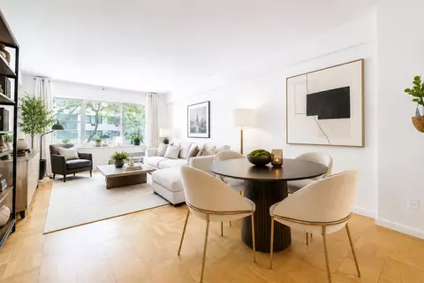 333 E 46th St #2G, New York, NY 10017