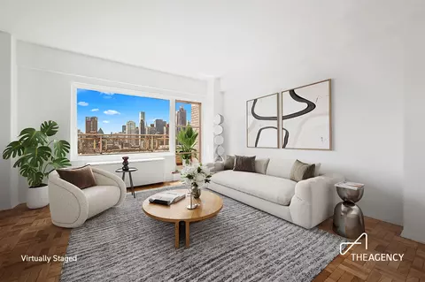 345 E 69th St #PHD, New York, NY 10021