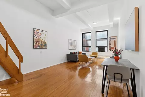 148 W 23rd St #2D, New York, NY 10011