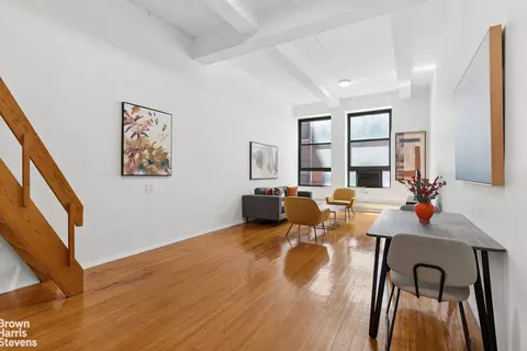 148 W 23rd St #2D, New York, NY 10011