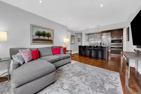 350 Bleecker St #4VW, New York, NY 10014