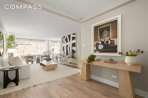 347 E 53rd St #2C, New York, NY 10022