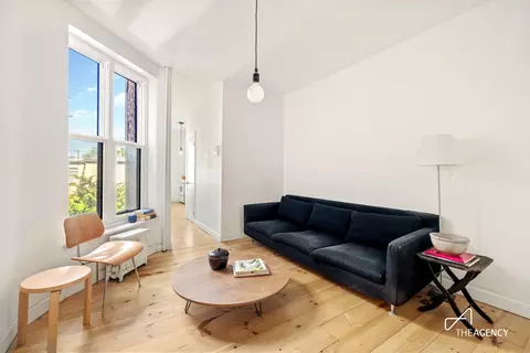 582 Morgan Ave #3L, Brooklyn, NY 11222