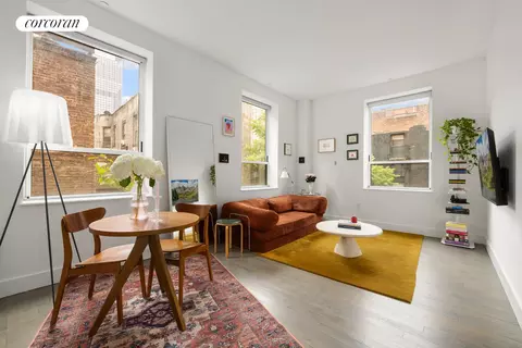 416 W 52nd St #526, New York, NY 10019