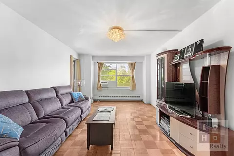 575 Grand St #506, New York, NY 10002