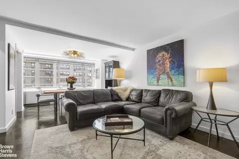 315 W 70th St #16L, New York, NY 10023