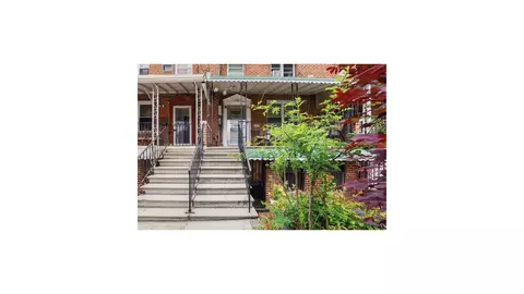 4425 Richardson Ave, New York City, NY 10470