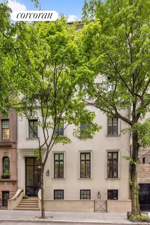 4 E 93rd St, New York, NY 10128
