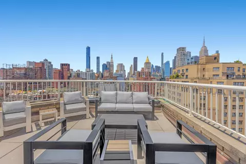 305 E 24th St #20-B, New York, NY 10010