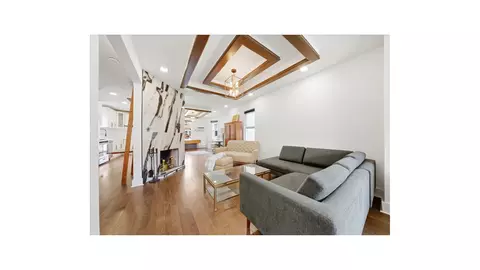 916 Clarence Ave, New York City, NY 10465