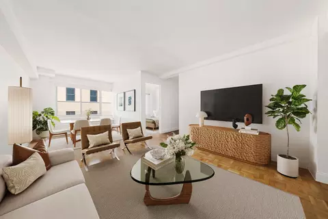 240 E 55th St #10G, New York, NY 10022