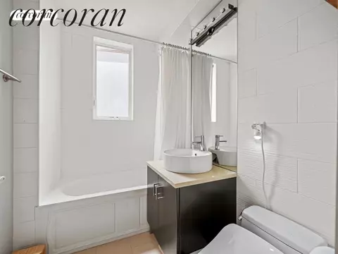 59 Hawthorne St #2D, Brooklyn, NY 11225