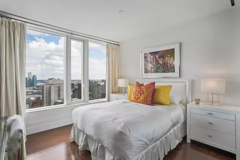 Bedroom - 252 E 57th St #46C, New York, NY 10022 photo 3 of 3