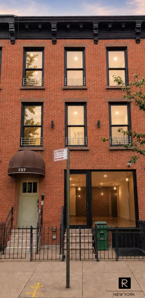 137 Nevins St, Brooklyn, NY 11217