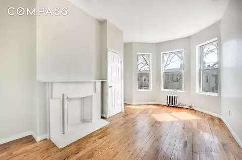 255 Covert St #TWNHSE, Brooklyn, NY 11207