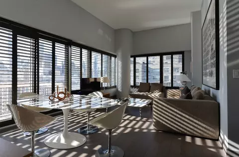 200 E 69th St #19D, New York, NY 10021
