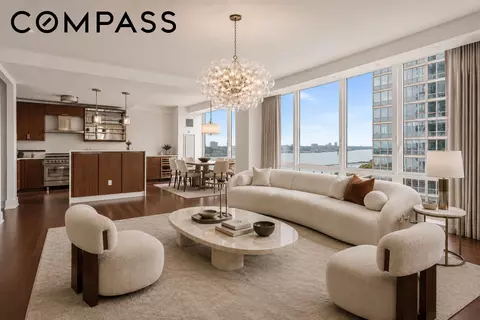 60 Riverside Blvd #2402, New York, NY 10069