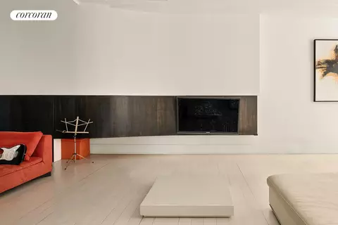 24 E 21st St #2, New York, NY 10010