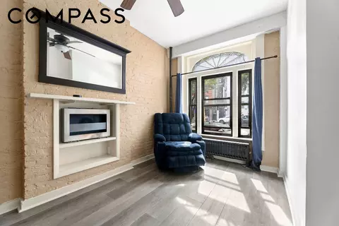 107 W 106th St #A, New York, NY 10025