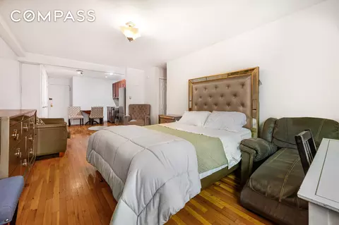 275 Webster Ave #3G, Brooklyn, NY 11230