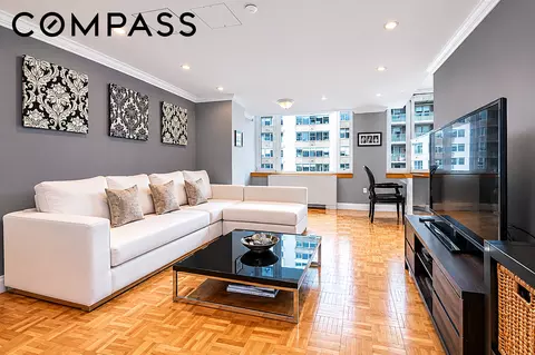 404 E 76th St #6B, New York, NY 10021