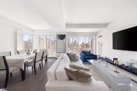200 E 69th St #19E, New York, NY 10021
