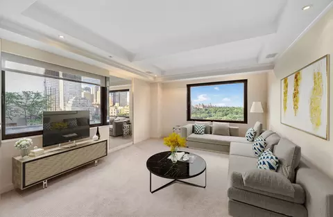 160 Central Park S #1607, New York, NY 10019