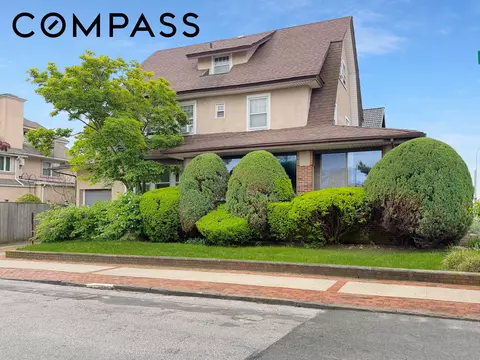 3829 Beach 38th St, Brooklyn, NY 11224