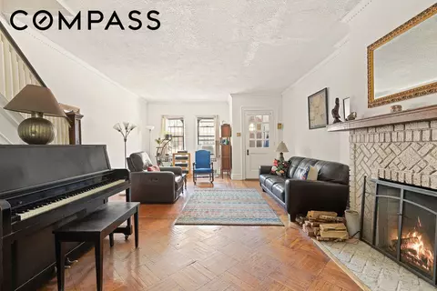 29 Chester Ct, Brooklyn, NY 11225